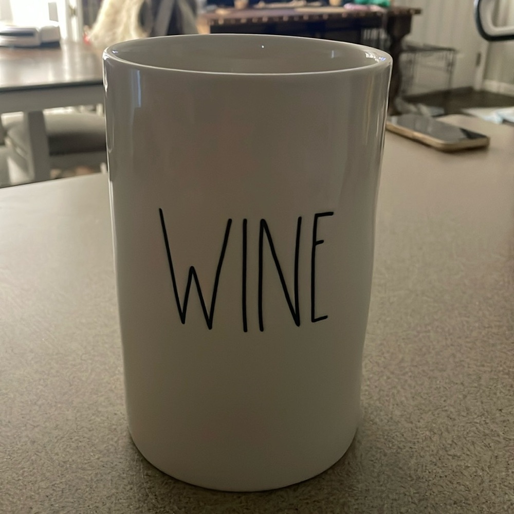 Rae dunn wine holder